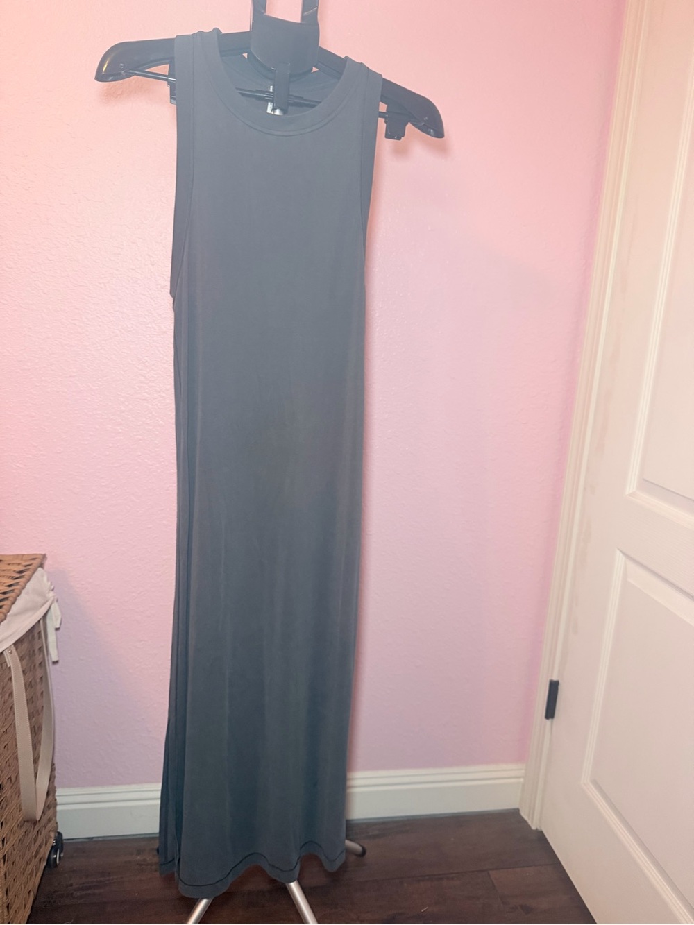 Lululemon Sleeveless Long Black Maxi Dress